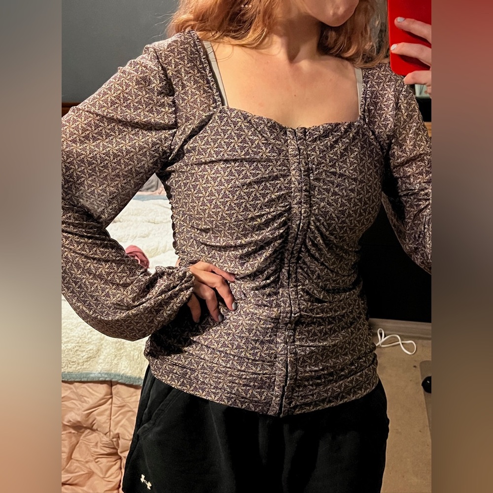 NWT L Gimmicks floral long sleeve top